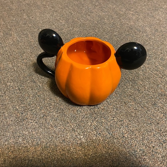 Ceramic Disney Mickey Mouse Pumpkin Halloween Mug - Picture 4 of 8